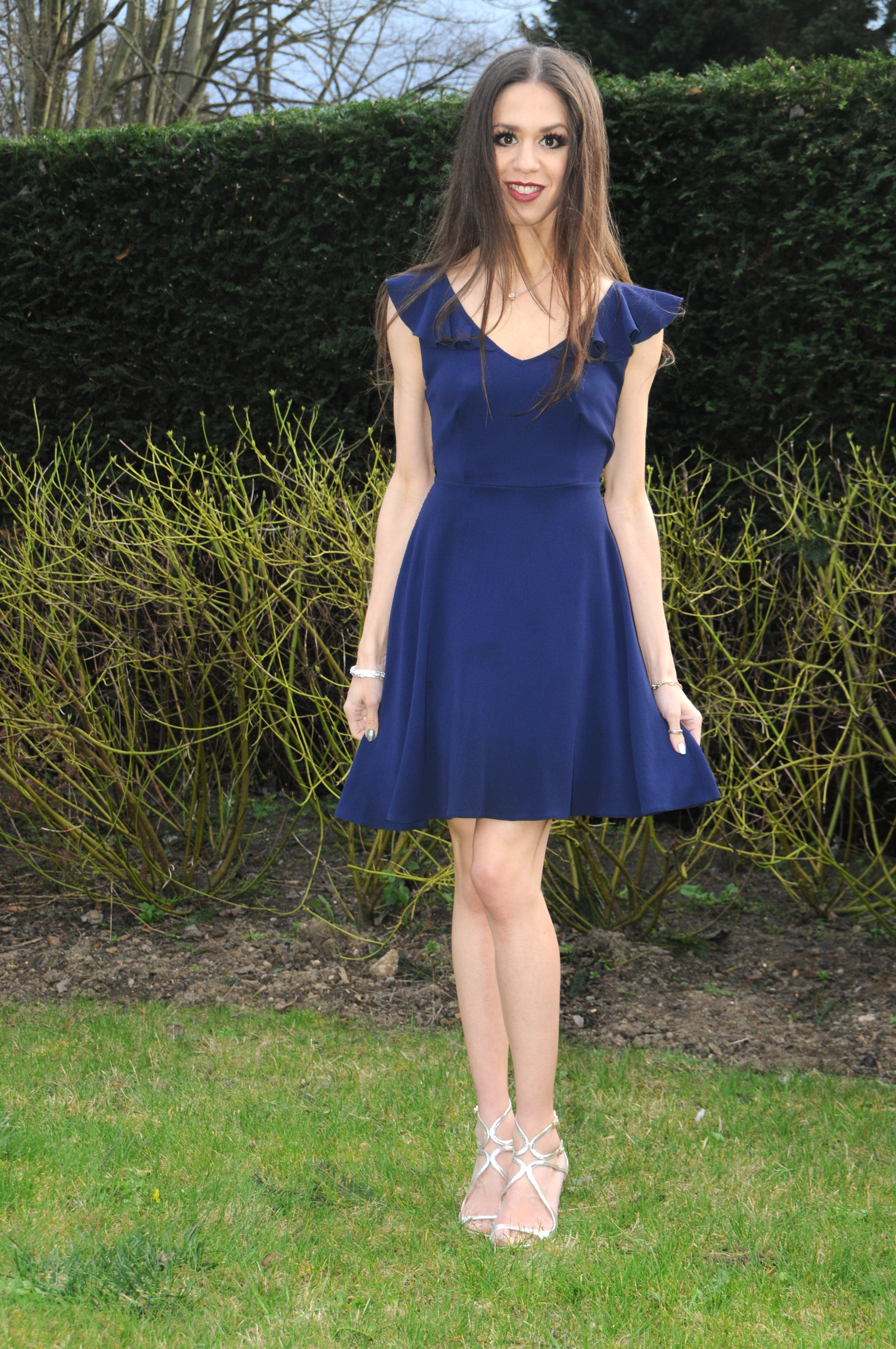 navy blue dress white shoes